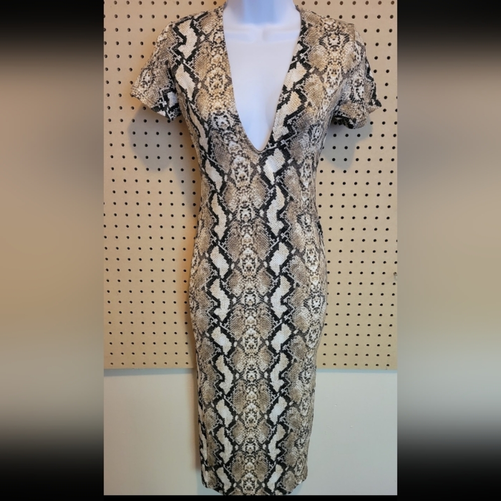 Chic V-Neck Snake Print Midi Dress